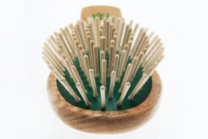 widu-wooden-bristle-brush